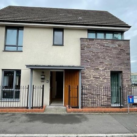 Holiday Home In Cardiff. Sleeps 6 ภายนอก รูปภาพ