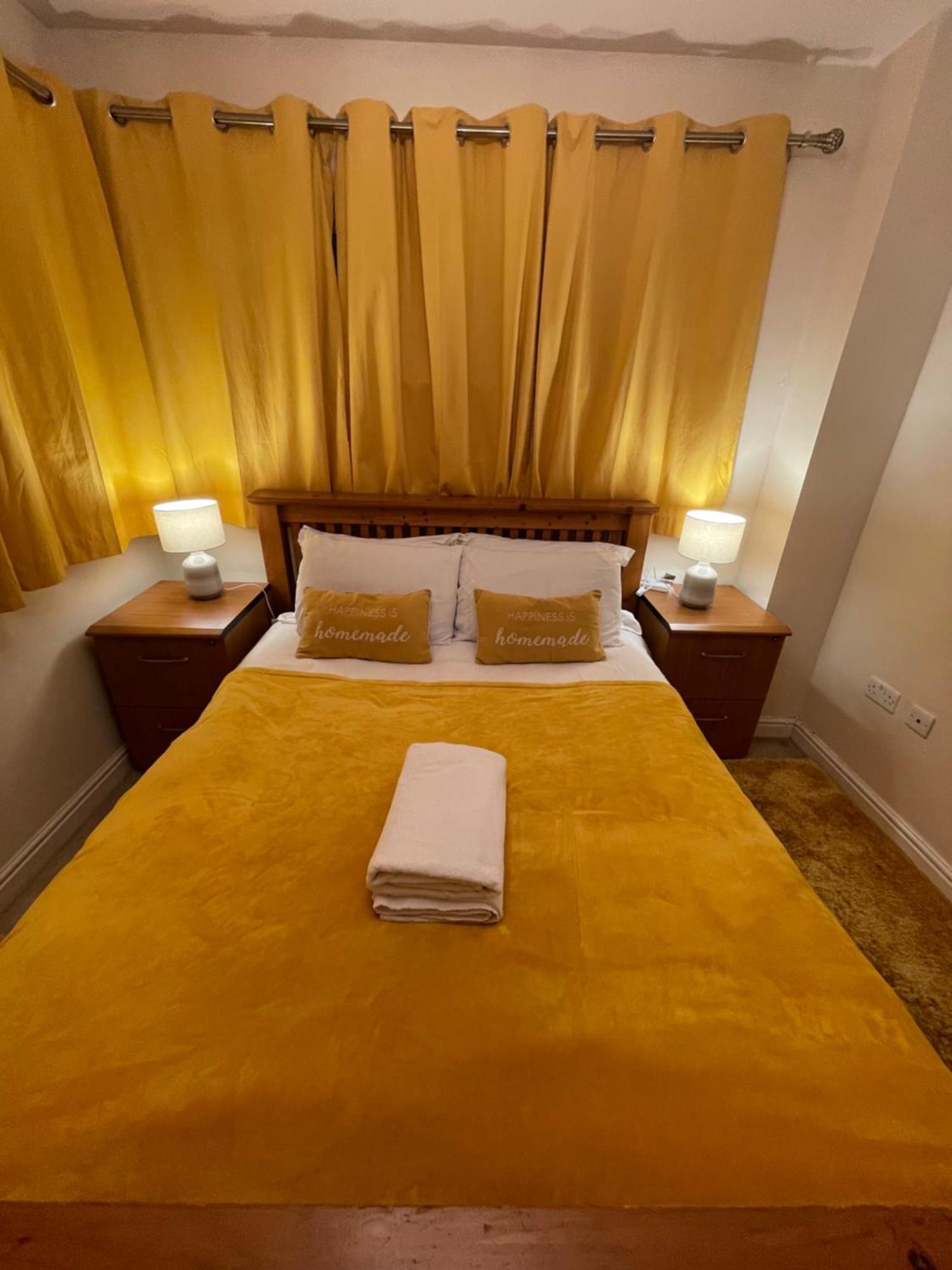 Holiday Home In Cardiff. Sleeps 6 ภายนอก รูปภาพ