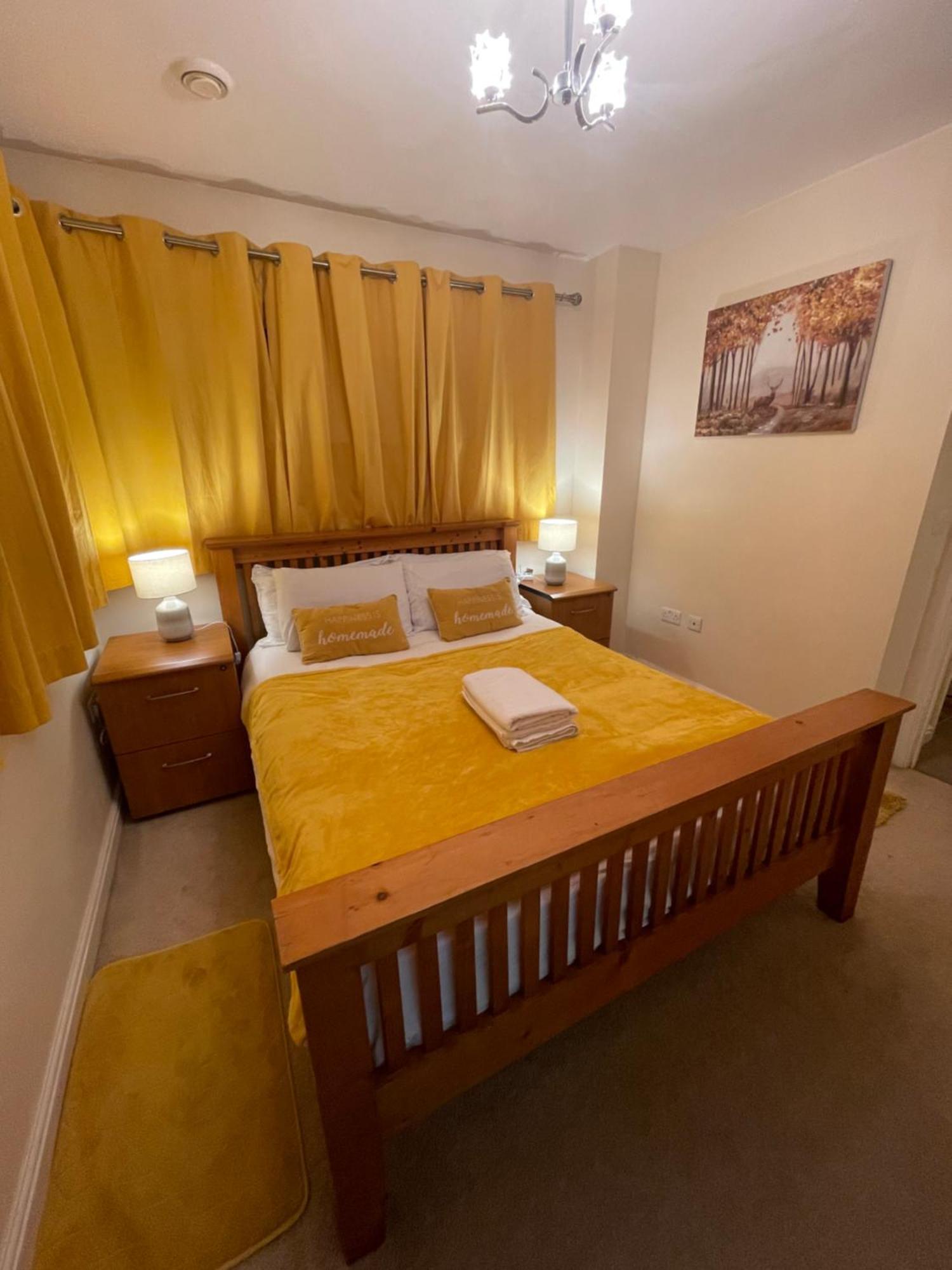 Holiday Home In Cardiff. Sleeps 6 ภายนอก รูปภาพ